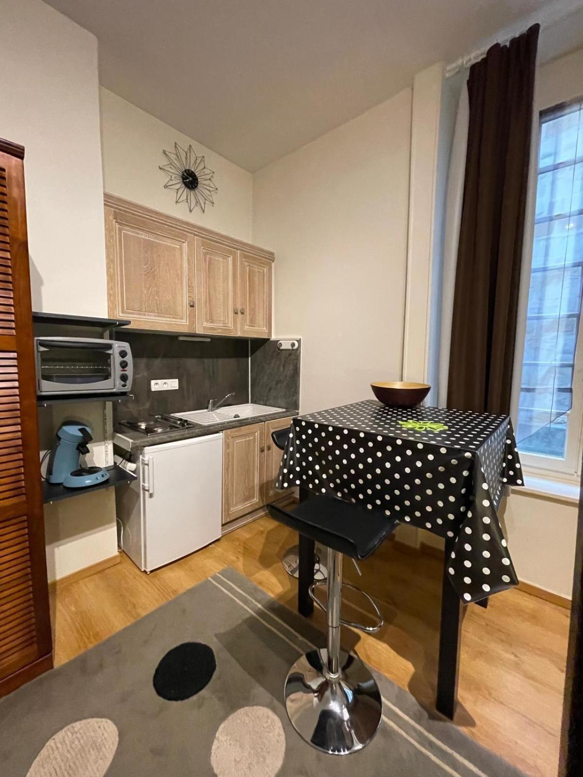 Studio Centre Ville Brive-la-Gaillarde Buitenkant foto